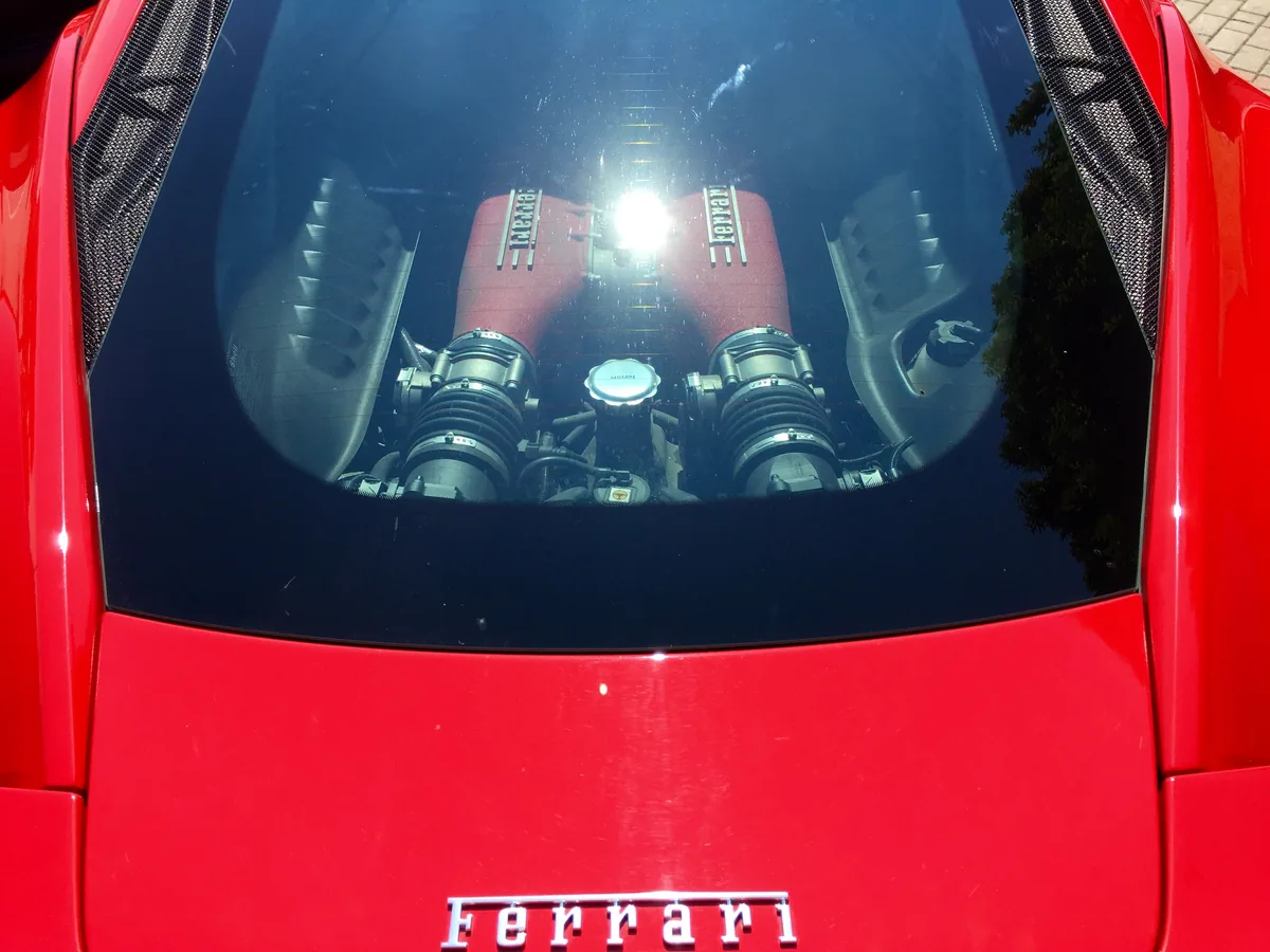 Ferrari 458 Italia – přední část vozu
