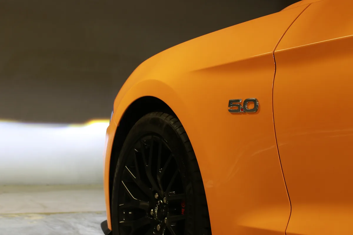 Ford Mustang GT – sportovní kola