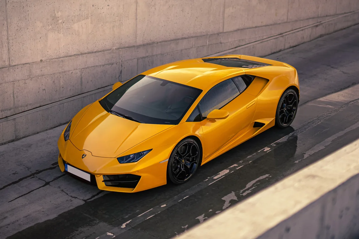 Lamborghini Huracan – pohled zepředu