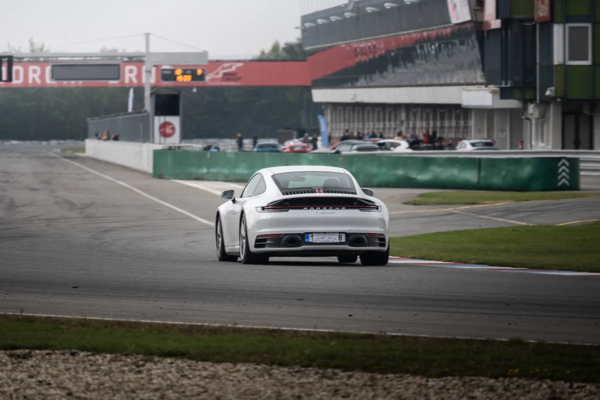 Porsche 911 (992) ze stáje ShowDrive – fotografie 7