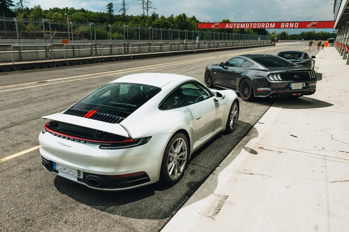 Porsche 911 (992) ze stáje ShowDrive – fotografie 19