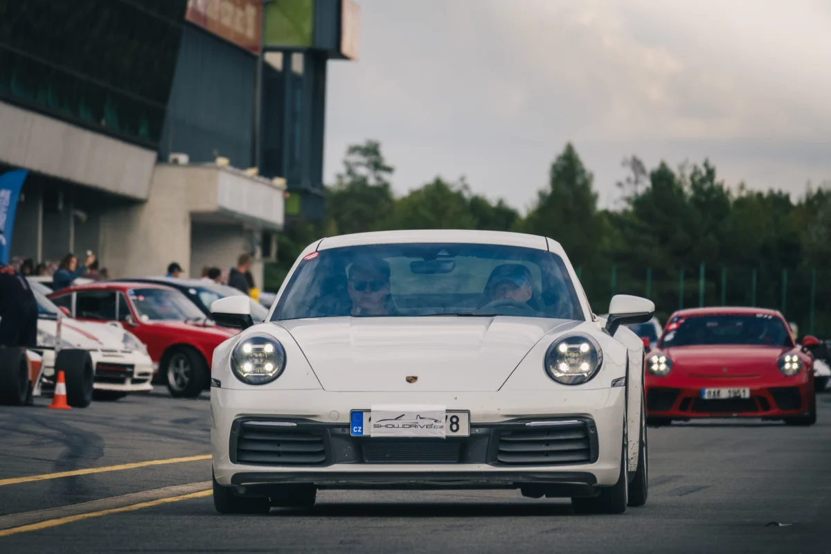 Porsche 911 (992) ze stáje ShowDrive – fotografie 27