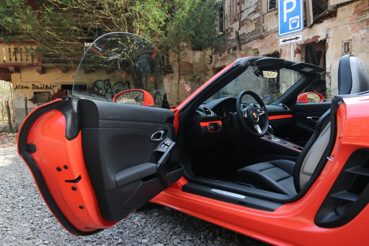 Porsche 718 Boxster – pohled zezadu